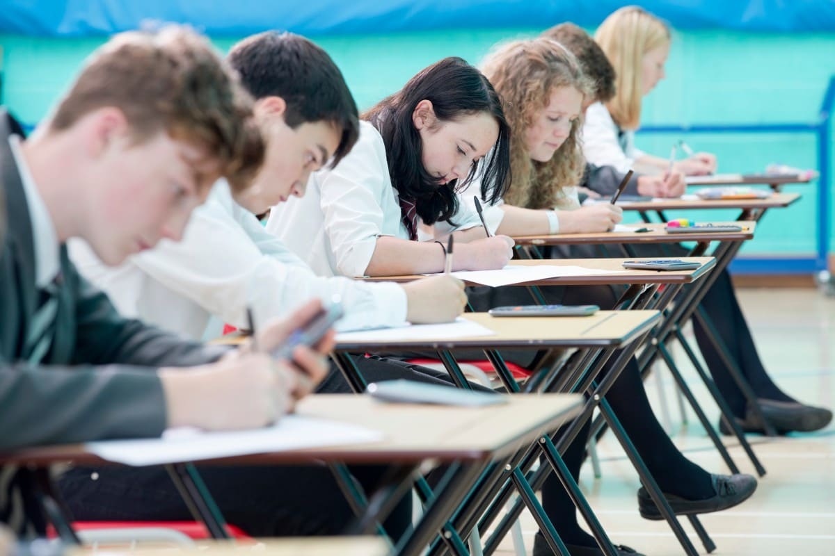 what is a good psat score for a sophomore